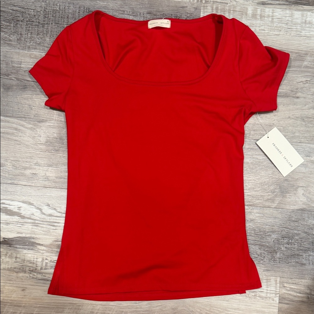 Frankee & Skylar Vibrant Red Short Sleeve Tee